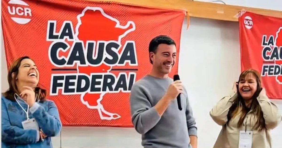 La liga de los gobernadores del radicalismo desafiacutea la discutida conduccioacuten de Lousteau