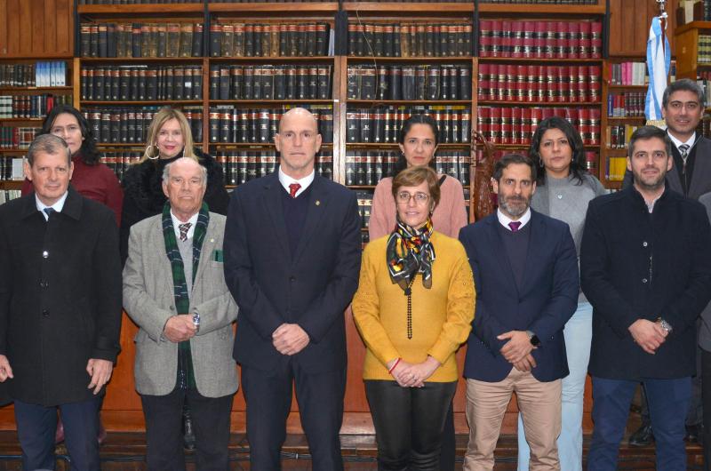 Coordinan estrategias para fortalecer el abordaje de la violencia de geacutenero