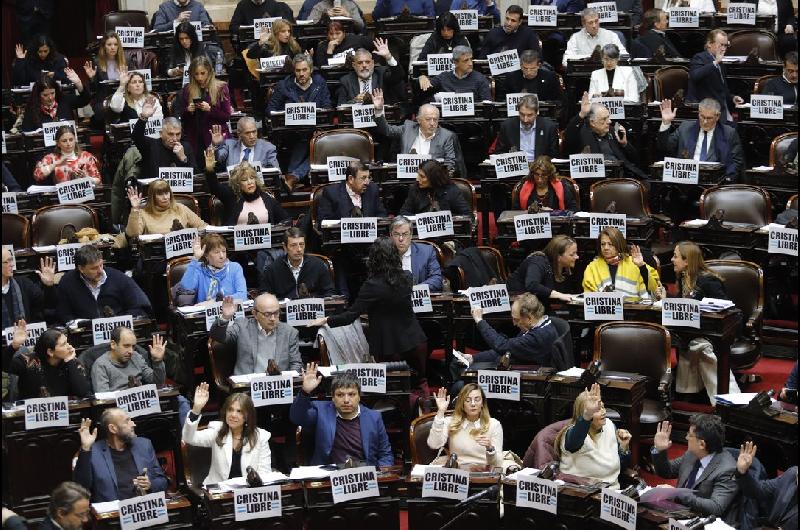 La oposicioacuten va a la carga por el Garrahan y las Universidades con el Gobierno deacutebil y a la defensiva