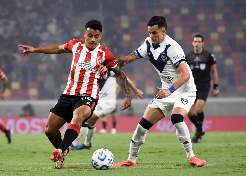 Estudiantes vs Veacutelez- a queacute hora juegan formaciones y doacutende ver la final de la Supercopa
