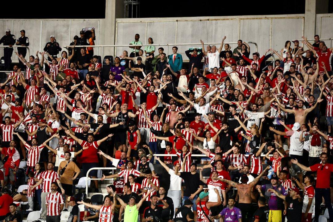 La sangrienta interna de la barra de Estudiantes- amenazas con armas y el video que desatoacute el escaacutendalo