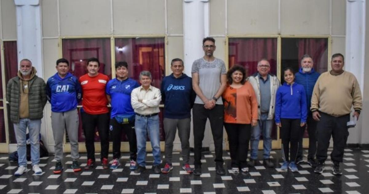 Oscar Lozano fue electo Presidente de la Federacioacuten Jujentildea de Voleibol
