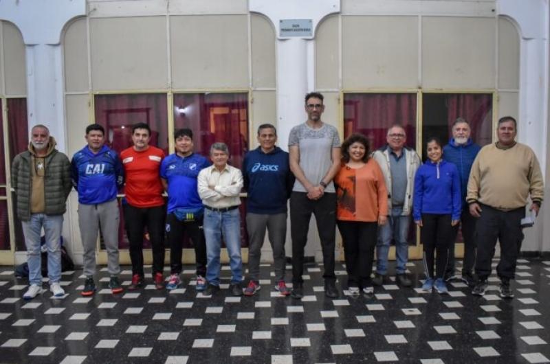 Oscar Lozano fue electo Presidente de la Federacioacuten Jujentildea de Voleibol