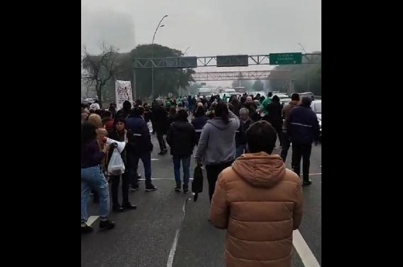 Trabajadores del INTI rechazan el decreto de Sturzenegger- ldquoSin el instituto no hay industria nacionalrdquo