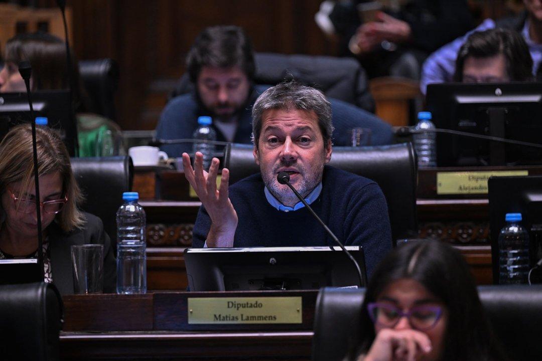 Matiacuteas Lammens propuso eximir del pago de ingresos brutos a empresas turiacutesticas de la ciudad