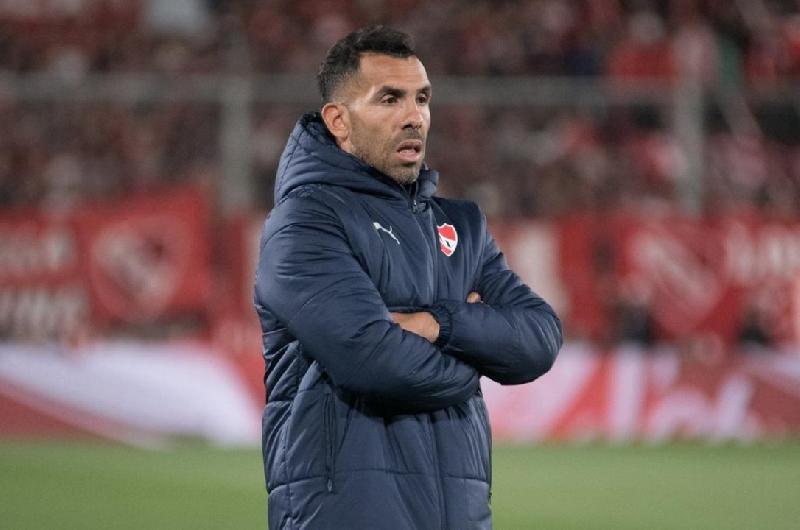 Oficial- Carlos Teacutevez es el nuevo entrenador de Talleres de Coacuterdoba
