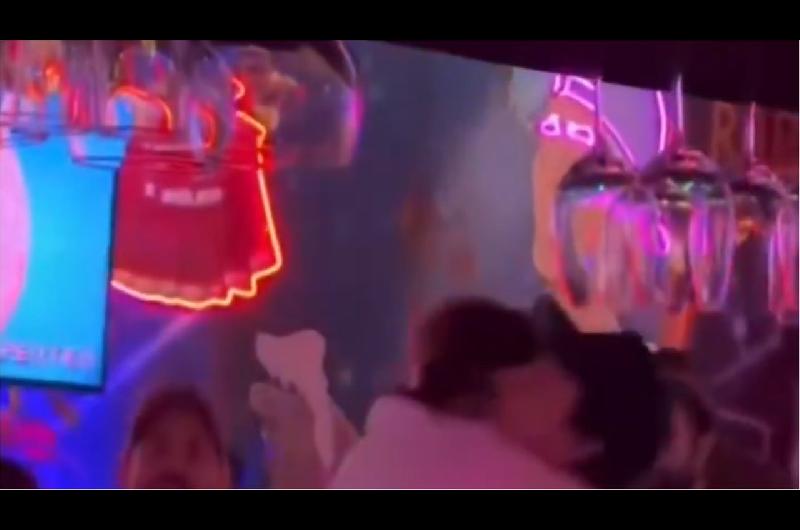 Video de Nicolaacutes Vaacutezquez con Mercedes Oviedo tras informar su separacioacuten de Gimena Accardi- reacciones en vivo