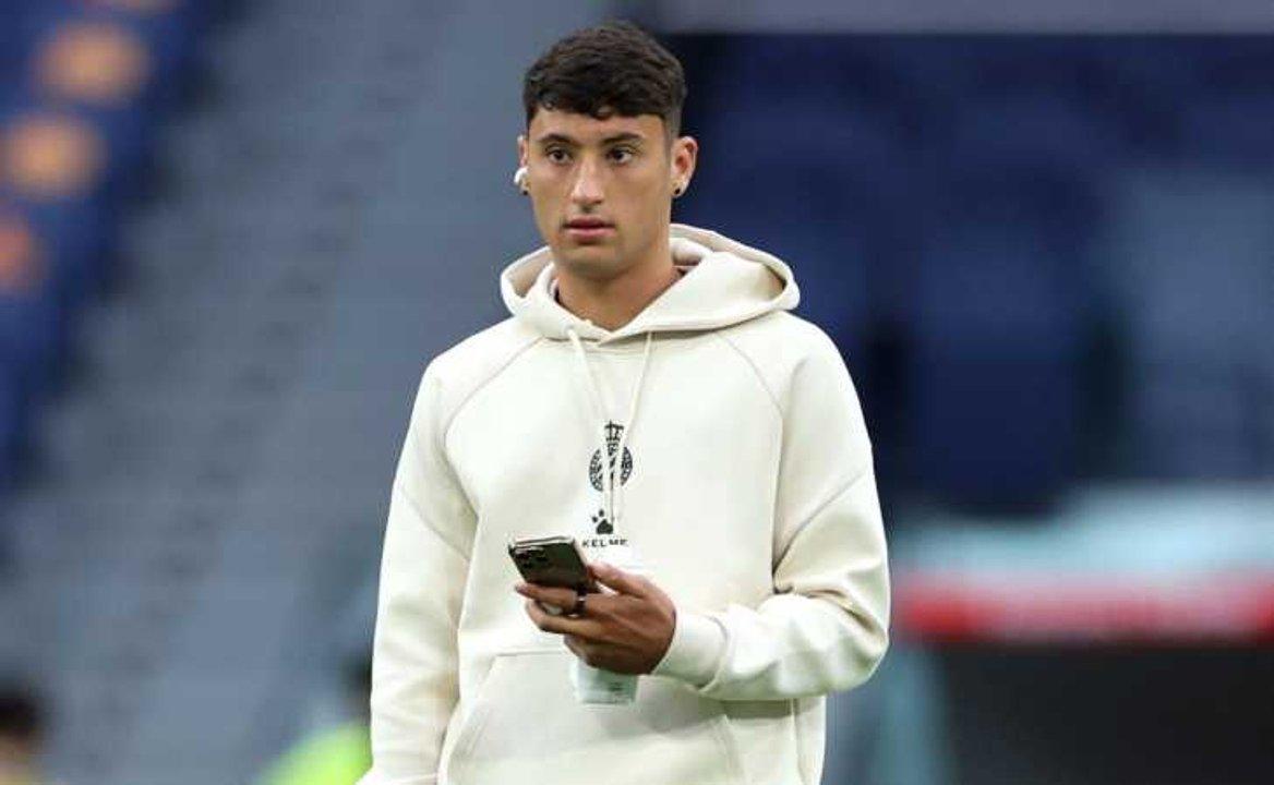 Veacuteliz llegoacute al paiacutes para firmar con Rosario Central- ldquoEstoy ansioso por ver a Di Mariacuteardquo