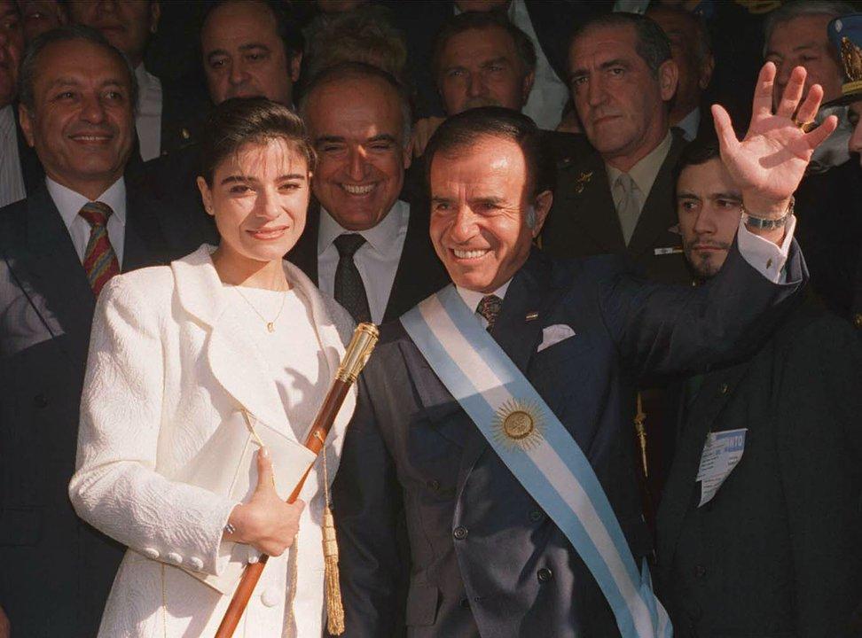 La increiacuteble y emotiva foto de Zulemita Menem con su ldquopapirdquo en 2025- el posteo con el actor que lo interpreta