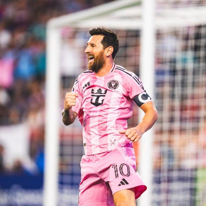 Con un doblete de Messi el Inter Miami le ganoacute por 2-1 al New England Revolution