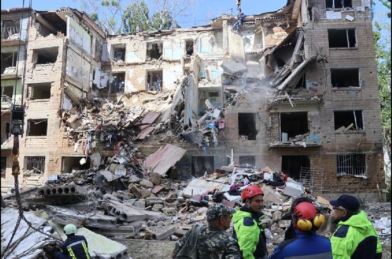 Otro ataque de Rusia sobre Kiev deja dos muertos y 16 heridos