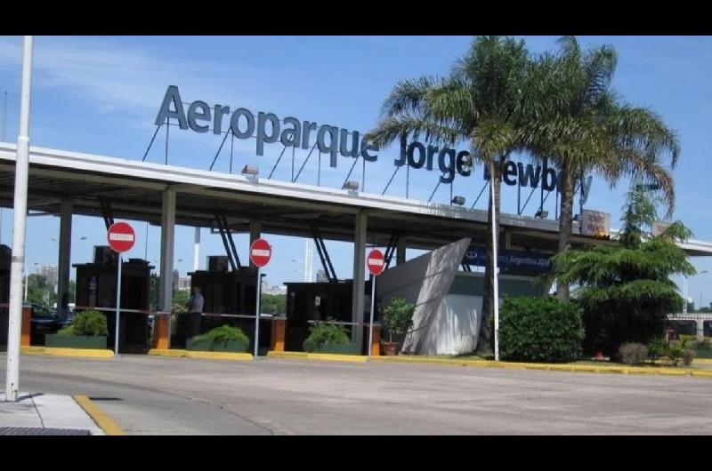 El piloto justificoacute ante la justicia cada uno de los bultos descargados en Aeroparque