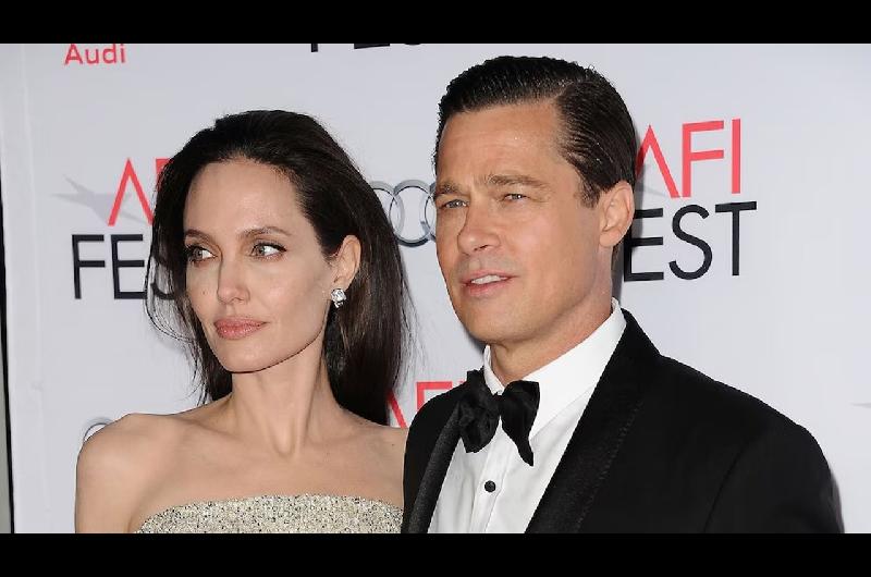 La draacutestica y poleacutemica jugada de Brad Pitt contra Angelina- la Justicia podriacutea obligarla a mostrar sus chats