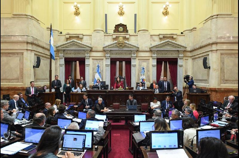#128308Tensioacuten en el Senado EN VIVO minuto a minuto- la oposicioacuten se une contra Javier Milei