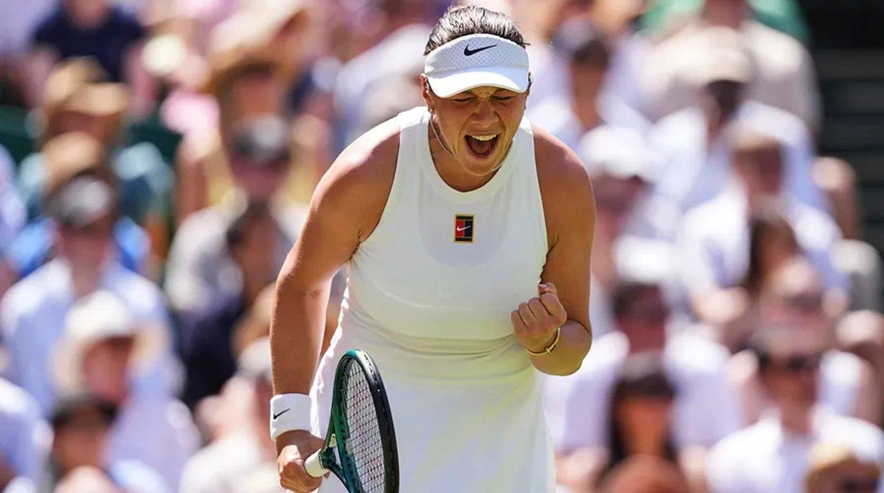 Batacazo histoacuterico en Wimbledon- la increiacuteble hazantildea de Anisimova que eliminoacute a la Ndeg1 y va por el tiacutetulo