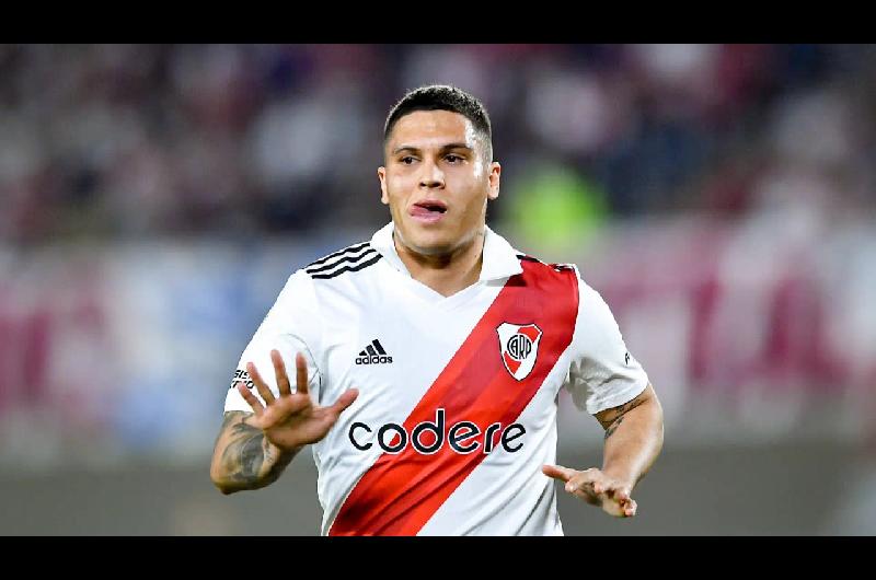 La traba que complica la vuelta de Juanfer Quintero a River