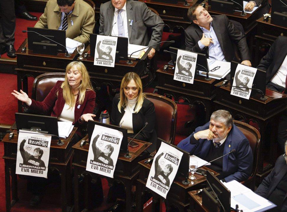 Duro reveacutes para Milei en el Senado- la oposicioacuten se unioacute consiguioacute quoacuterum y le impone su agenda