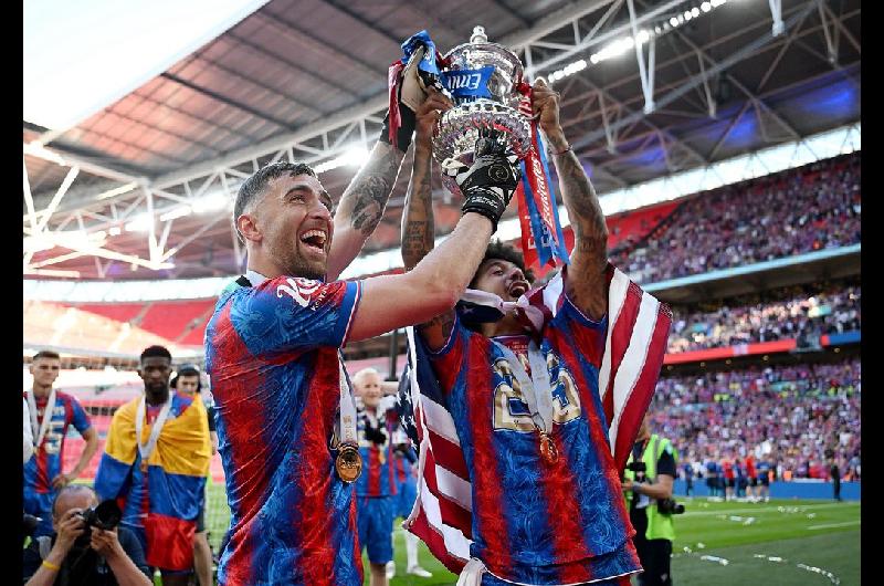 Un escaacutendalo sin precedentes en Europa- un equipo campeoacuten fue descalificado de la copa por culpa de su duentildeo