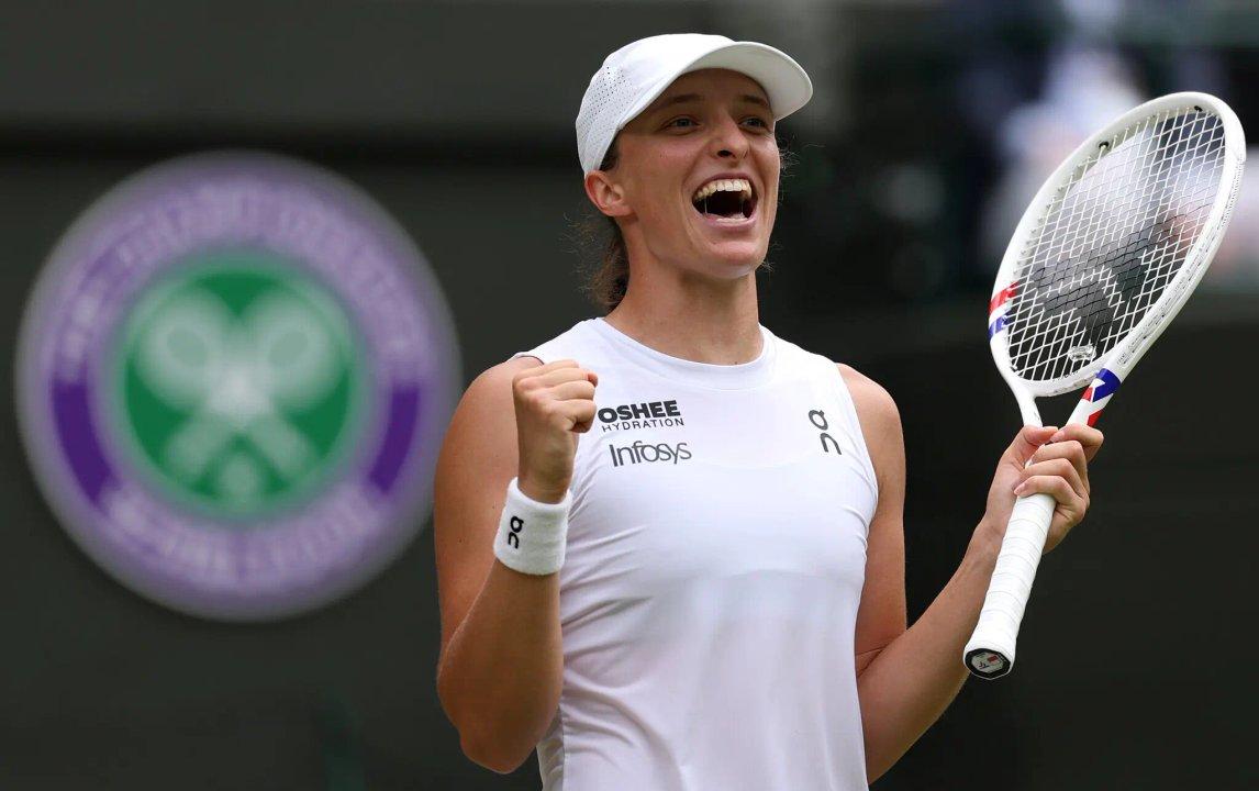 Iga Swiatek hizo historia en Wimbledon con un demoledor doble 6-0 