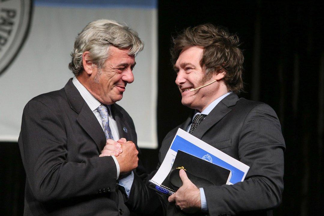 Milei se reuniraacute con la Mesa de Enlace en medio de reclamos por las retenciones