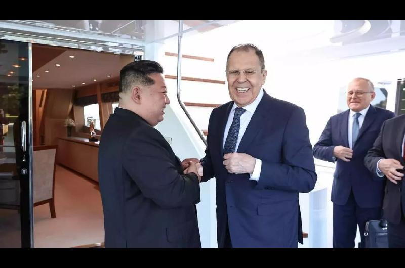 Rusia y Corea del Norte impulsaraacuten lazos de coperacioacuten estrateacutegica