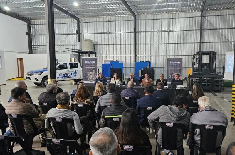 El gobierno anuncioacute obras de electrificacioacuten en el parque industrial de Perico
