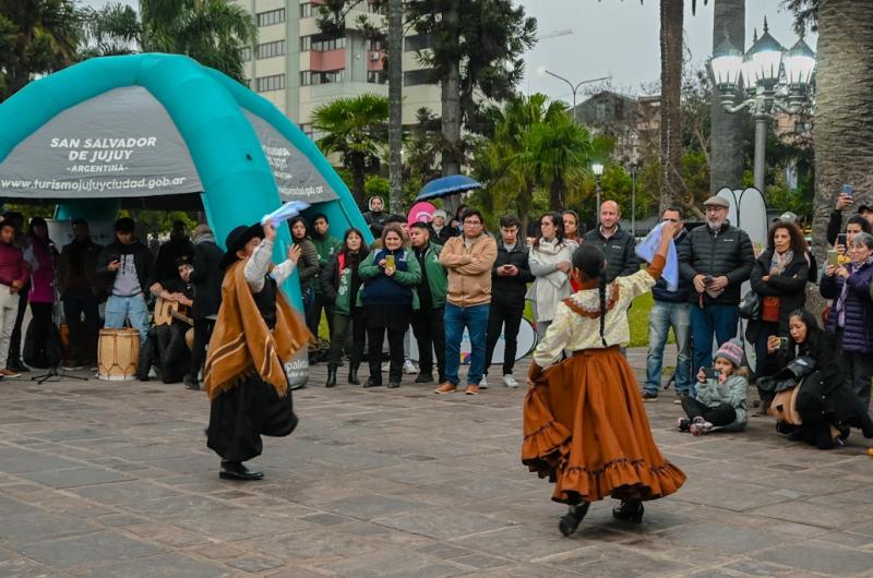 Presentaron el Mapa Turiacutestico del Gran Jujuy de cara a la temporada invernal
