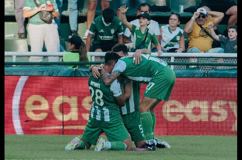 Coacutemo ver en vivo Banfield y Defensa y Justicia- horario y formaciones