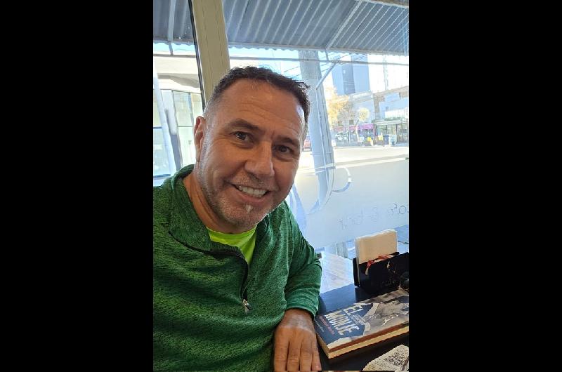 El periodista libertario detenido en Chubut apuntoacute contra Ceacutesar Treffinger- Es un impostor