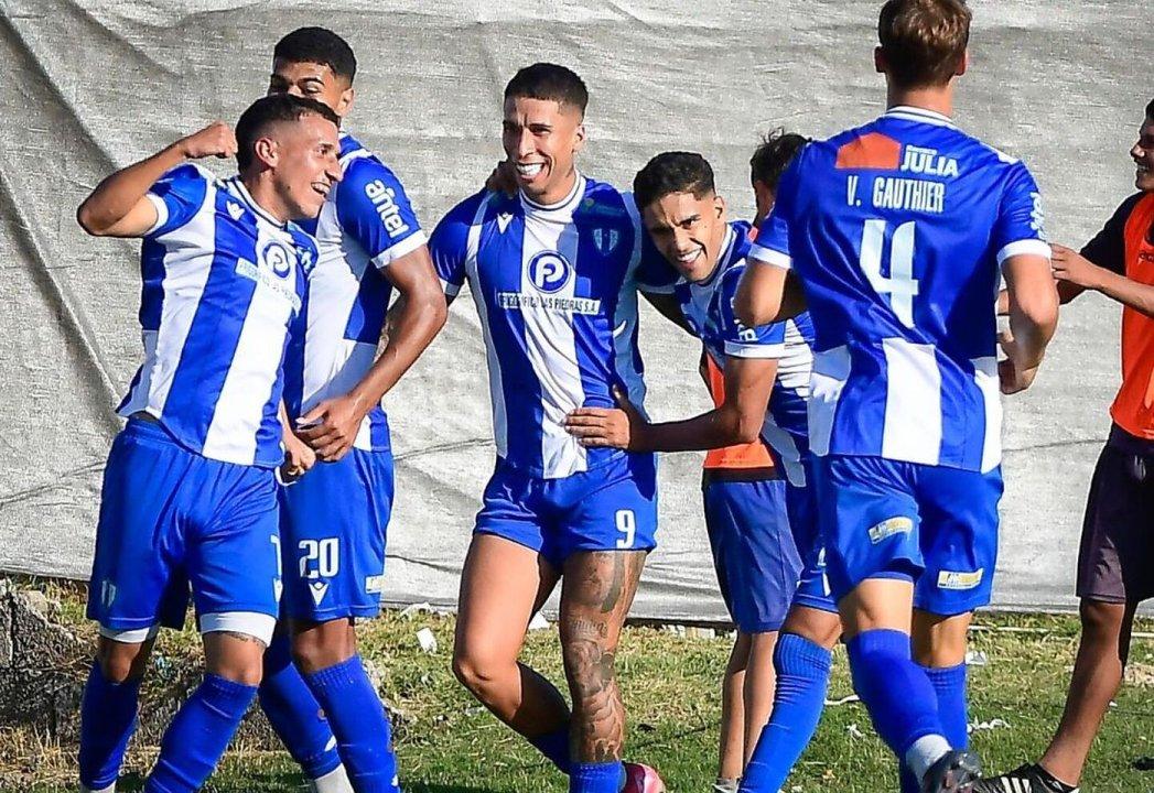 Un ex Boca se transformaraacute en refuerzo de Juventud Las Piedras de Uruguay