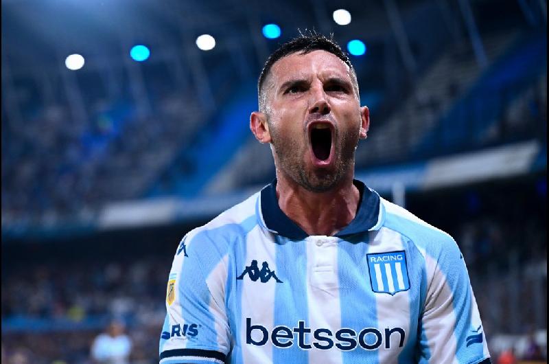 Contrato reacutecord para Maravilla Martiacutenez- la millonaria claacuteusula que le puso Racing para alejar a River