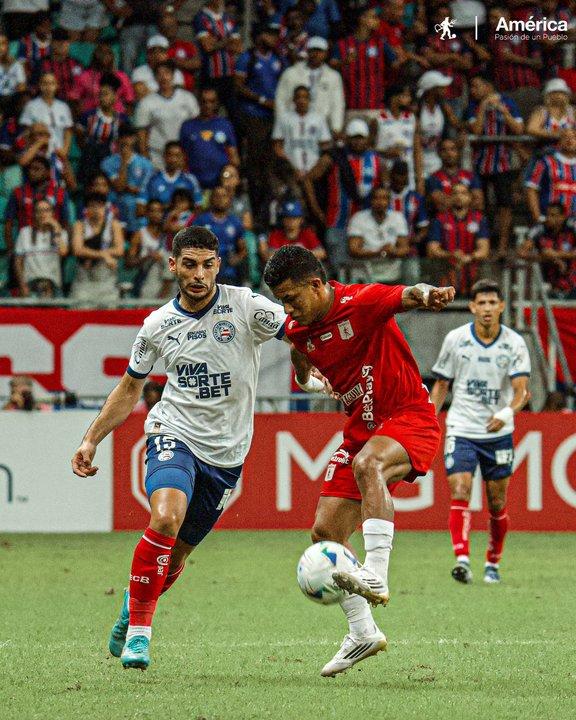 Bahiacutea fue superior pero no consiguioacute romper el cero ante Ameacuterica de Cali en la Copa Sudamericana
