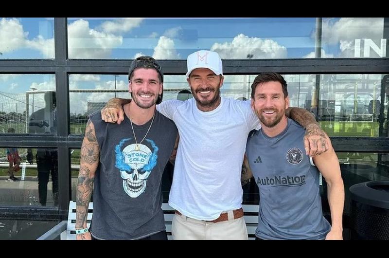 Rodrigo De Paul continuaraacute su carrera junto a Lionel Messi en el Inter Miami