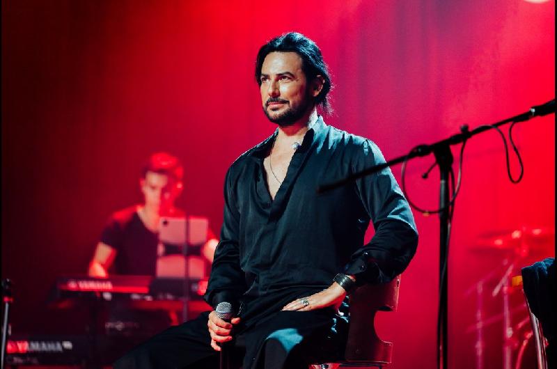 Furor por Beto Cuevas en Argentina- doble sold out en dos semanas