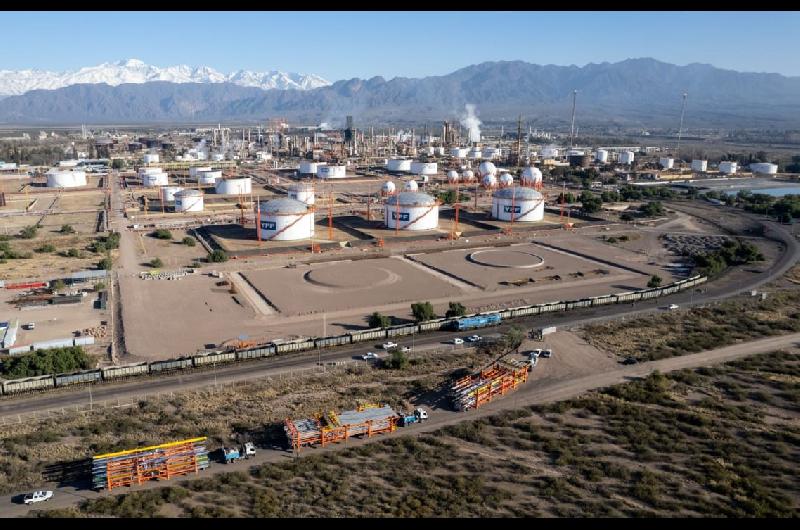 Escaacutendalo- el Gobierno echoacute a 60 funcionarios y sospecha filtraciones a favor de los fondos buitres