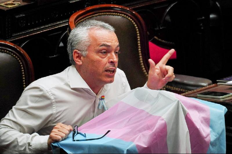 Esteban Pauloacuten- Contra la visibilidad y la conciencia de una sociedad no hay batalla cultural que ganar