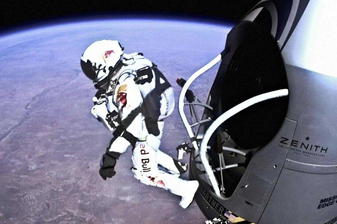 Fallecioacute Felix Baumgartner en un viaje en parapente