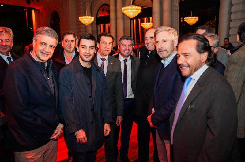 Sadir participoacute del foro de gobernadores en La Rural