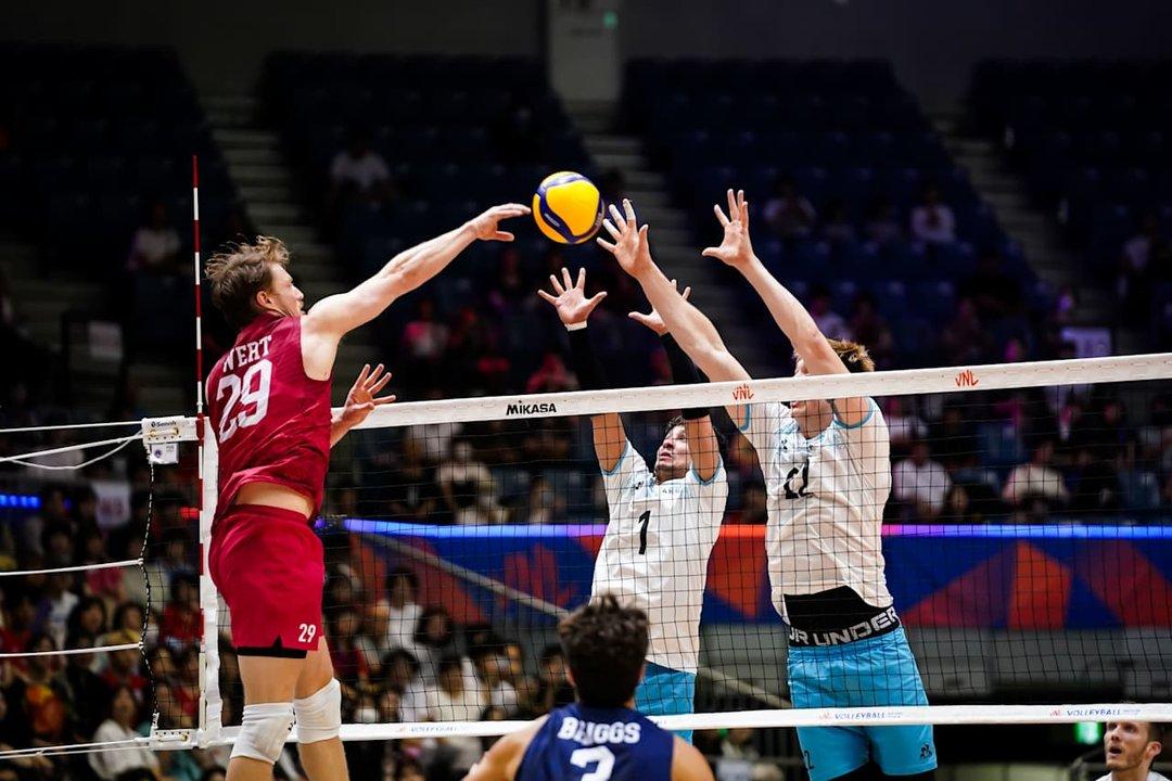 VNL- la seleccioacuten argentina de voacuteley cayoacute con Estados Unidos y se quedoacute sin chances de avanzar a los playoffs