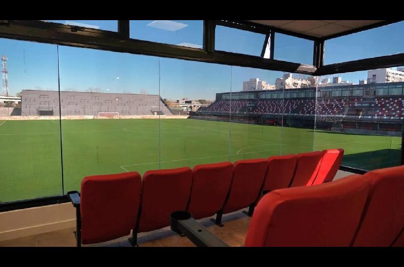El fastuoso y renovado nuevo estadio de Barracas Central que inauguroacute el Chiqui Tapia