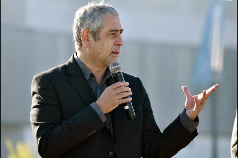 Ferraresi testimonial y sorpresas en las listas del Conurbano Sur