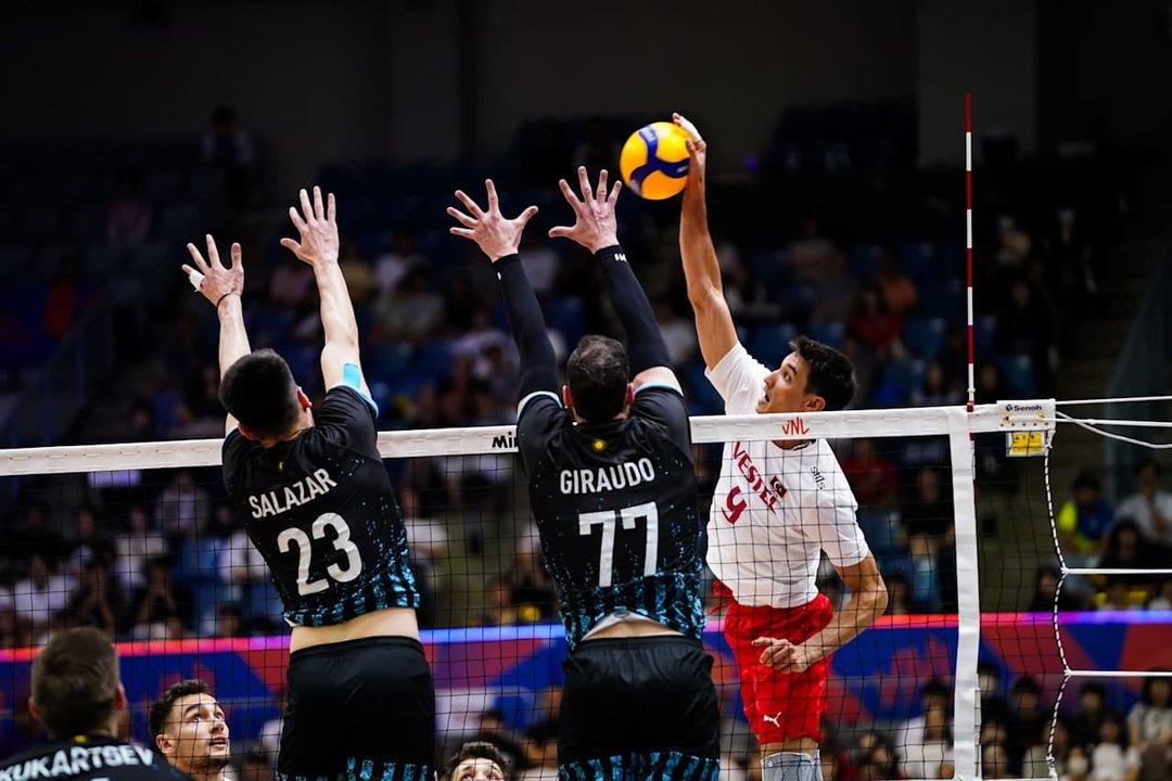 Argentina concluyoacute su participacioacuten en la VNL 2025 con una victoria ante Turquiacutea