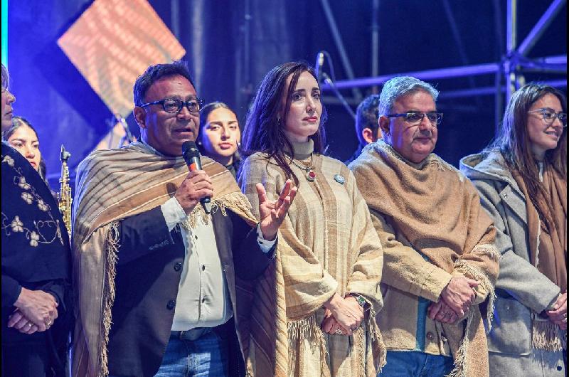 En medio de su interna con el Gobierno Victoria Villarruel viajoacute a Catamarca 