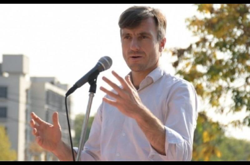 Lucas Ghi acordoacute en Moroacuten con el Frente Renovador para enfrentar a Javier Milei