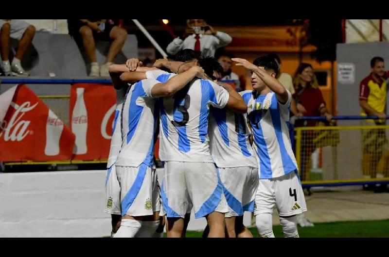 La Seleccioacuten argentina se impuso ante Chile en el debut en el Torneo LAlcudia 2025