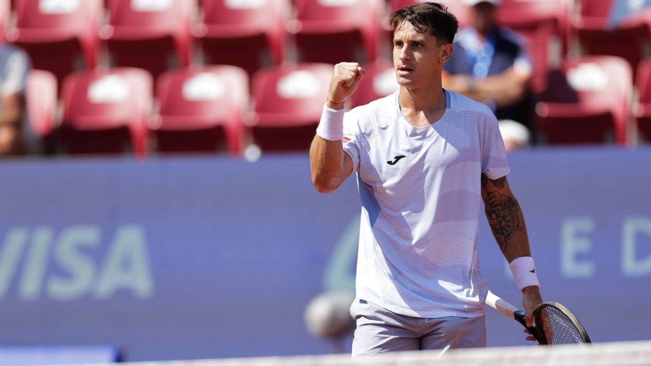 Ugo Carabelli avanzoacute a los cuartos de final del ATP de Umag ante Passaro