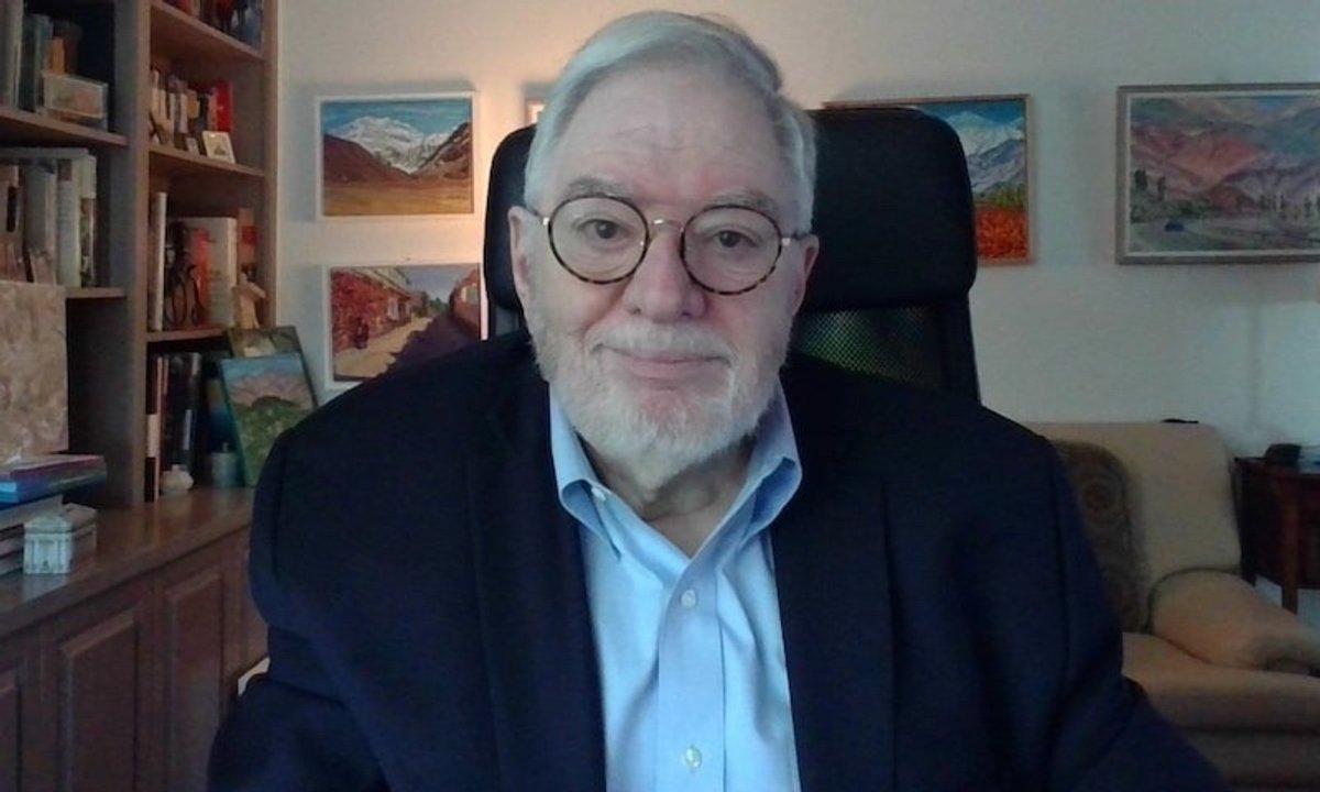 Queacute opina Claudio Loser ex director del FMI sobre el doacutelar y las reservas
