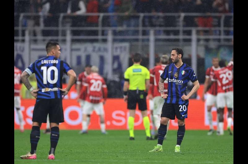 Hakan Calhanoglu volvioacute a hablar de Lautaro Martiacutenez luego del tenso cruce en el Mundial de Clubes