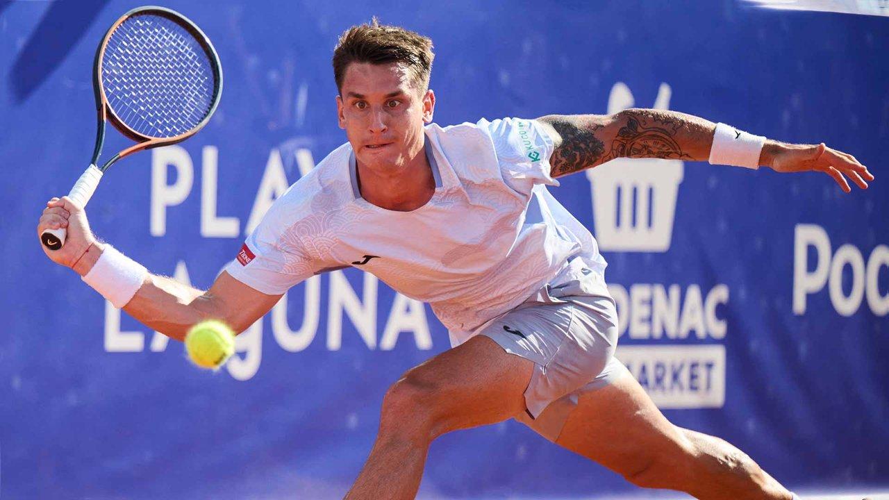 Ugo Carabelli va por un lugar en las semifinales del ATP 250 de Umag