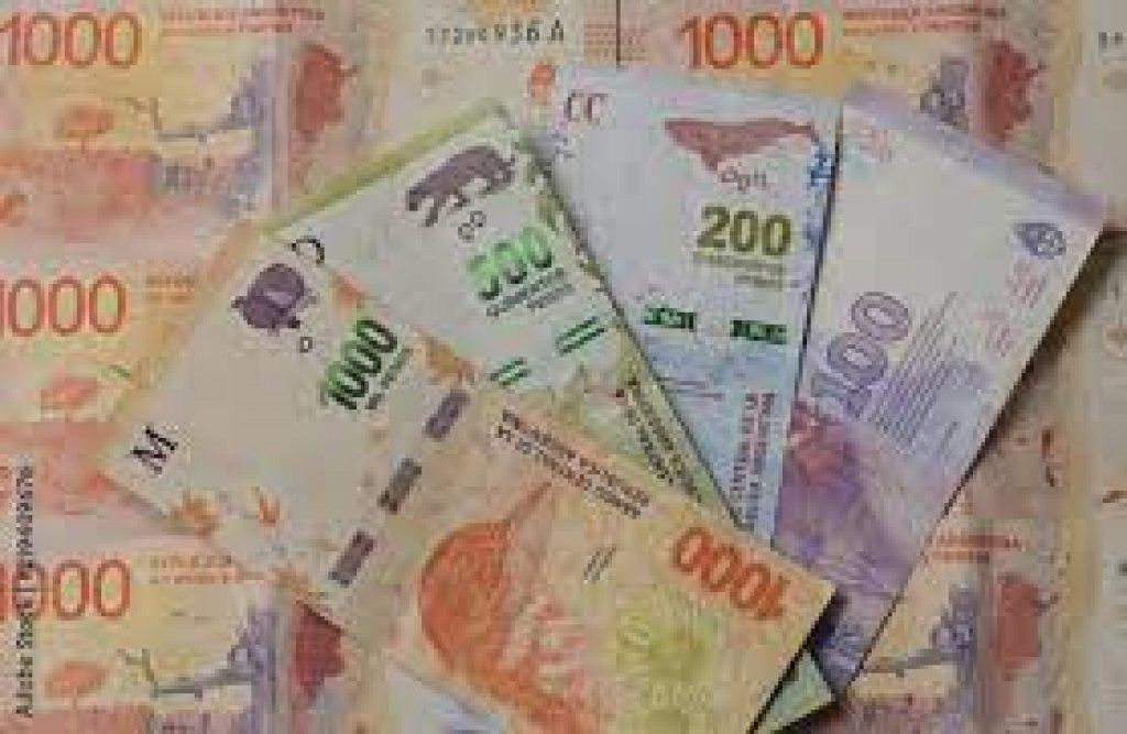 La suba de salarios duplica a la inflacioacuten seguacuten el INDEC